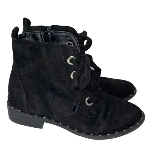 New Edition 7.5 black laced ankle boots - Picture 1 of 8